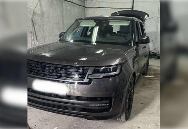 Депо за укриване на крадени луксозни автомобили е открито във Велинград