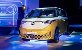 Официален дебют на Volkswagen ID. Buzz у нас. Цените започват от 99 150 лв.