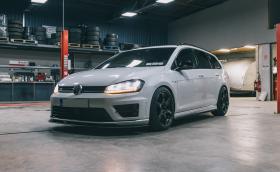 Колата на фотографа: Volkswagen Golf R Variant с 400 коня