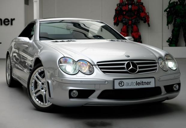 Този 2005 Mercedes-Benz SL 55 AMG е прекрасен, по-мощен от новия и със 180 хил. лв. по-евтин