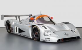 Продава се най-успешният Mercedes-Benz C11