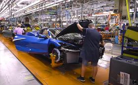 GM временно спря продажбите на Corvette Z06 и ZR1 