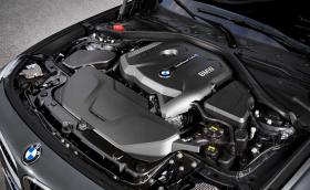 Адът се отваря - Mercedes иска двигатели от BMW?!
