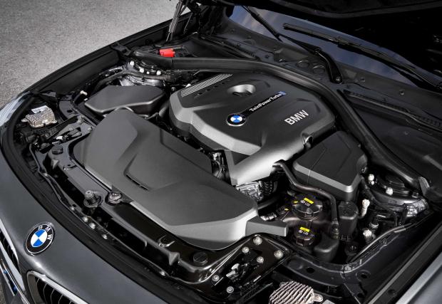 Адът се отваря - Mercedes иска двигатели от BMW?!
