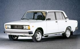 Виждали ли сте тази Lada 2105? Сега се продава за 59 559 лева