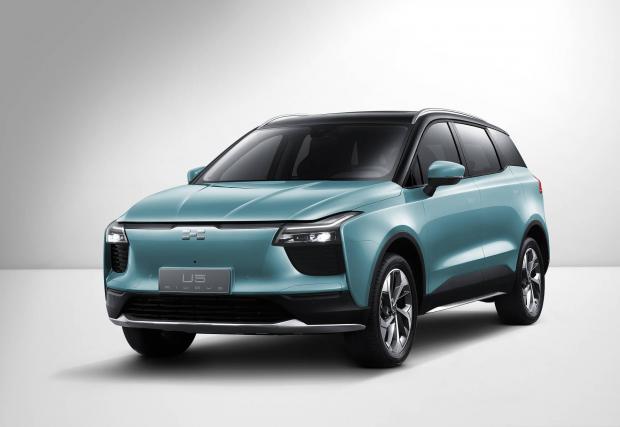 Aiways U5 е най-достъпният електрически SUV в Европа. Естествено, идва от Китай