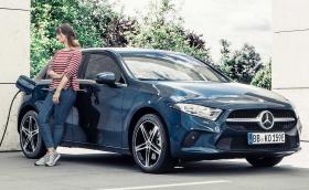 Най-накрая малки хибриди от Mercedes. Бързи са колкото VW Golf GTI
