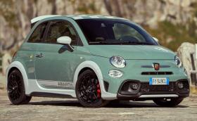 Abarth празнува юбилей със специалния 695 70 Anniversario