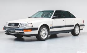 Капсула на времето: Това Audi V8 от 1990 г. има пробег от само 218 км. Влюбени сме!