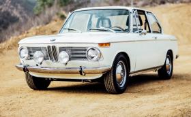 В това елегантно BMW 2002 работи мотор от M3 E30 Evo. Галерия и инфо