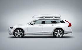 Това е най-близкото до яхта Volvo. Интериорът е направен от рибарски мрежи и е водоустойчив