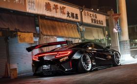 Джон Ленън има нещо общо с тази брутално епохална Honda NSX