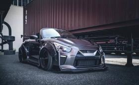 Liberty Walk превърна скромния Daihatsu Copen в Nissan GT-R