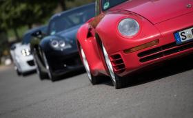 За първи път някой събра трите хиперколи на Porsche: 959, Carrera GT и 918 Spyder