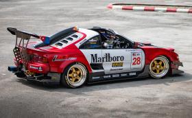 Toyota MR2 с 320 коня на колелата и разцветка в стил 1996 McLaren F1 GTR