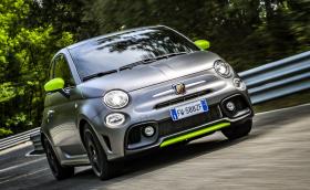 Fiat 595 Abarth Pista е със 165 к.с. и „нестандартно голяма“ турбина Garrett