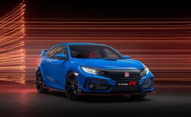 Новата Type R е тук с преработено окачване, по-къси предавки и фалшив звук от двигателя