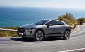 Jaguar I-Pace идва с по-умна навигация и цял куп интернет системи