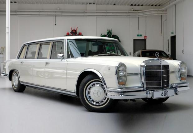 1975 Mercedes-Benz 600 Pullman с модификации от съвременен Maybach. Продава се за 4,2 млн. лв…