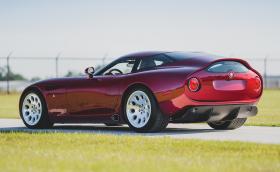 Тази Alfa Romeo TZ3 Stradale Zagato е Dodge Viper V10 с 600 коня и италианска карбонова опаковка