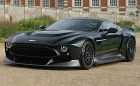Здравей, Aston Martin Victor. V12 с почти 850 к.с. и ръчни скорости!