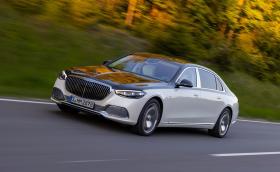 6,0-литров V12 за новият Mercedes-Maybach S 680 (Галерия)