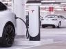 Галерия с няколко снимки и карта на суперзарядните станции на Tesla